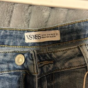 VS Miss Jeans